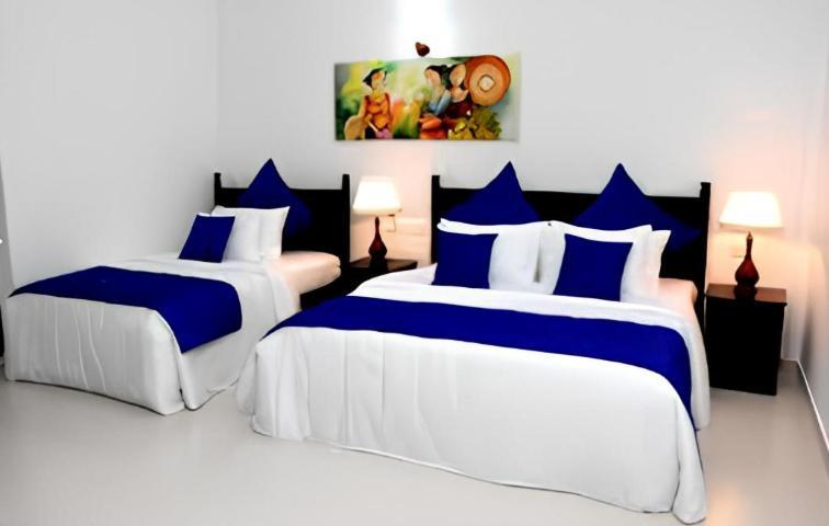 Blue Spring Hotel Wadduwa Kültér fotó