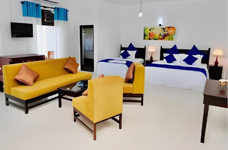 Blue Spring Hotel Wadduwa Kültér fotó