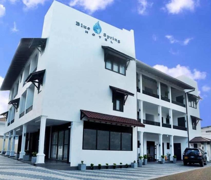 Blue Spring Hotel Wadduwa Kültér fotó